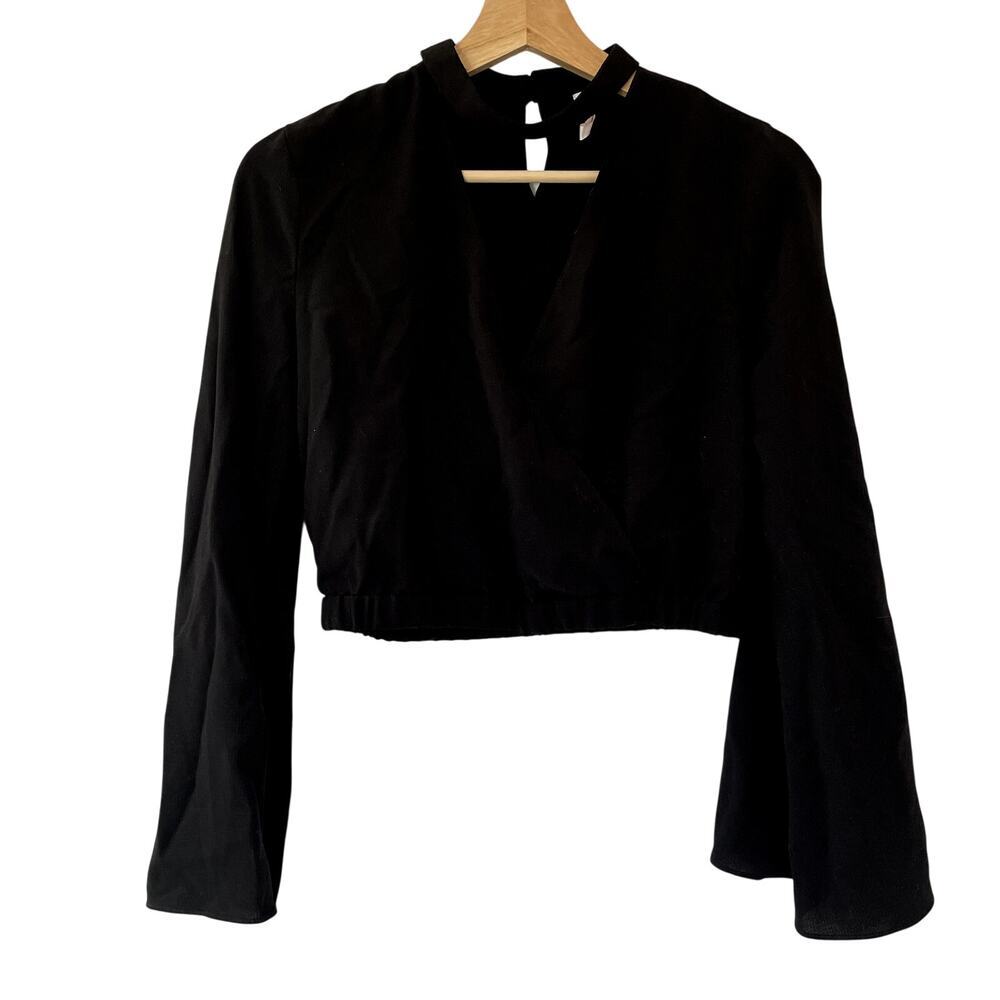 Zara Trafaluc women's bell sleeve black v-neck crop top faux wraparound womens M